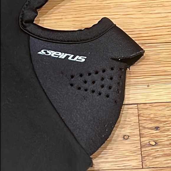 STAY WARM! Seirus Innovation Neofleece Headliner Balaclava Youth/XS - Picture 3 of 5